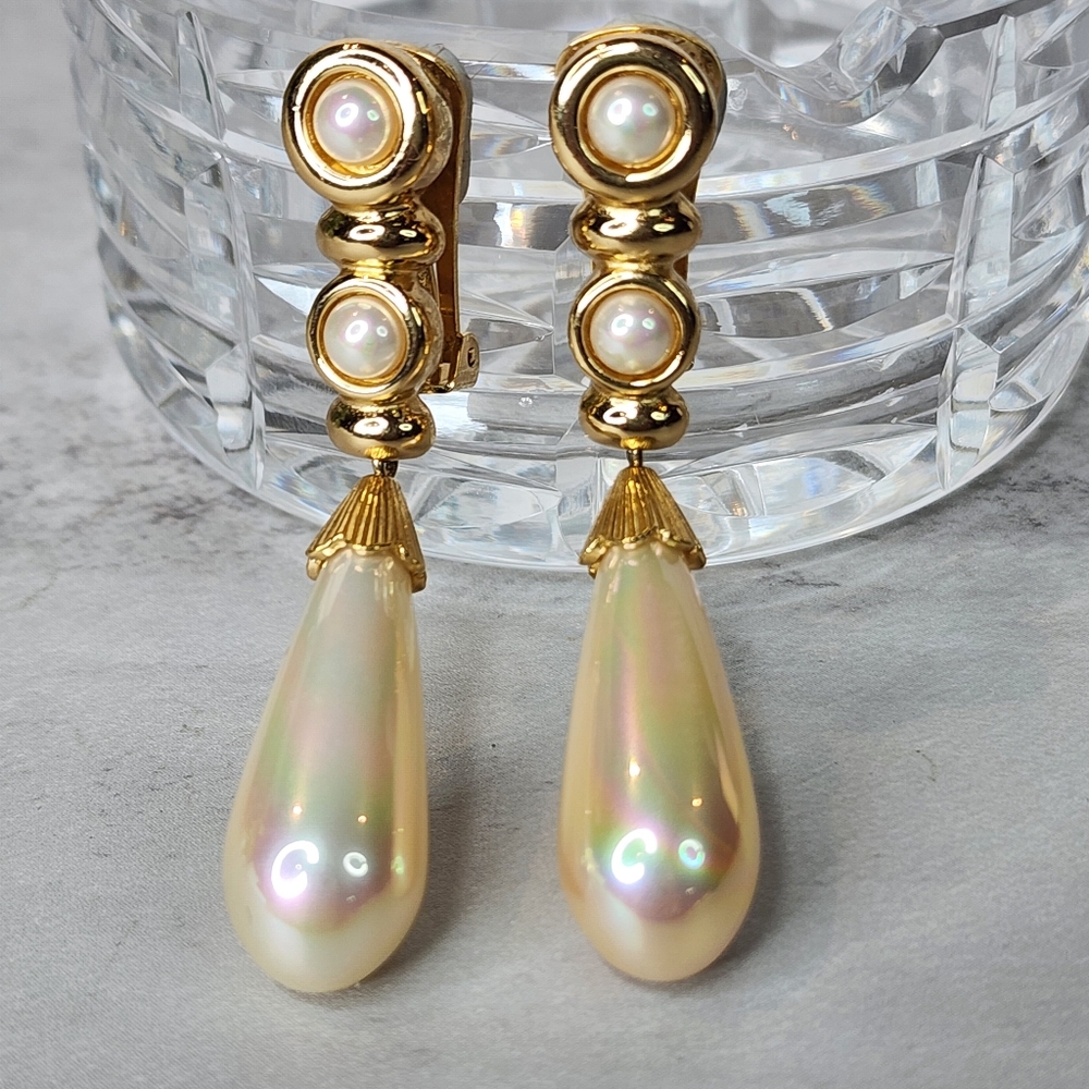 Christian Dior Vintage Clip-On Faux Pearl Drop Earrings - Picture 6 of 16